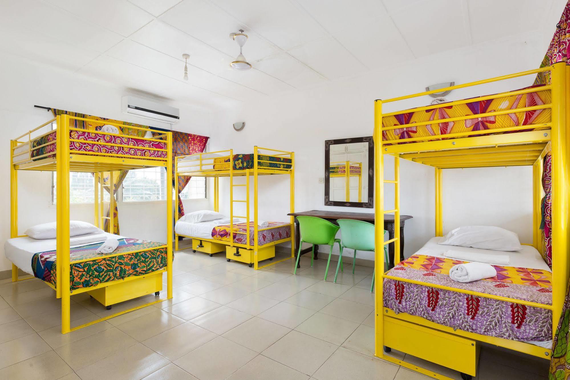 Agoo Hostel (Adults Only) Akra Zewnętrze zdjęcie