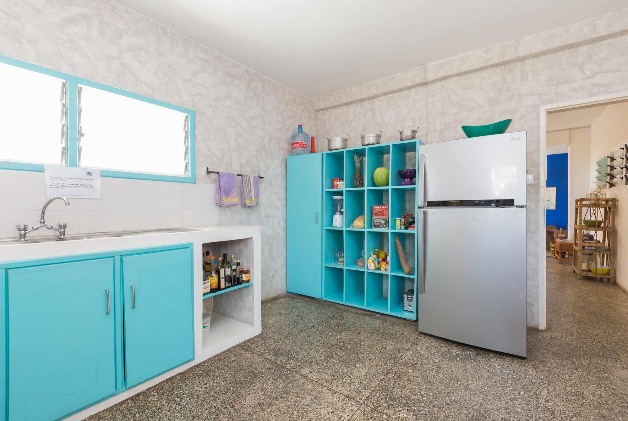 Agoo Hostel (Adults Only) Akra Zewnętrze zdjęcie